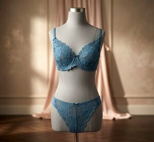 Victoria's Secret Vintage Floral Lace Bra Set Green 36D/L Underwire Lingerie